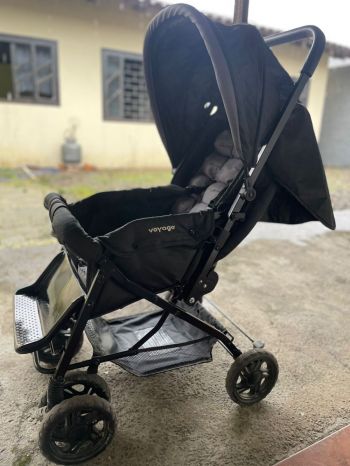 Carrinho de bebê . Bebês e Crianças