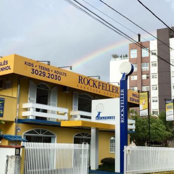 Rockfeller américa. Guia de empresas e serviços