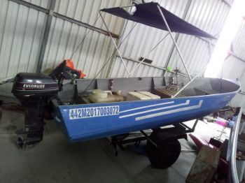 Barco de alumínio. Esportes e lazer
