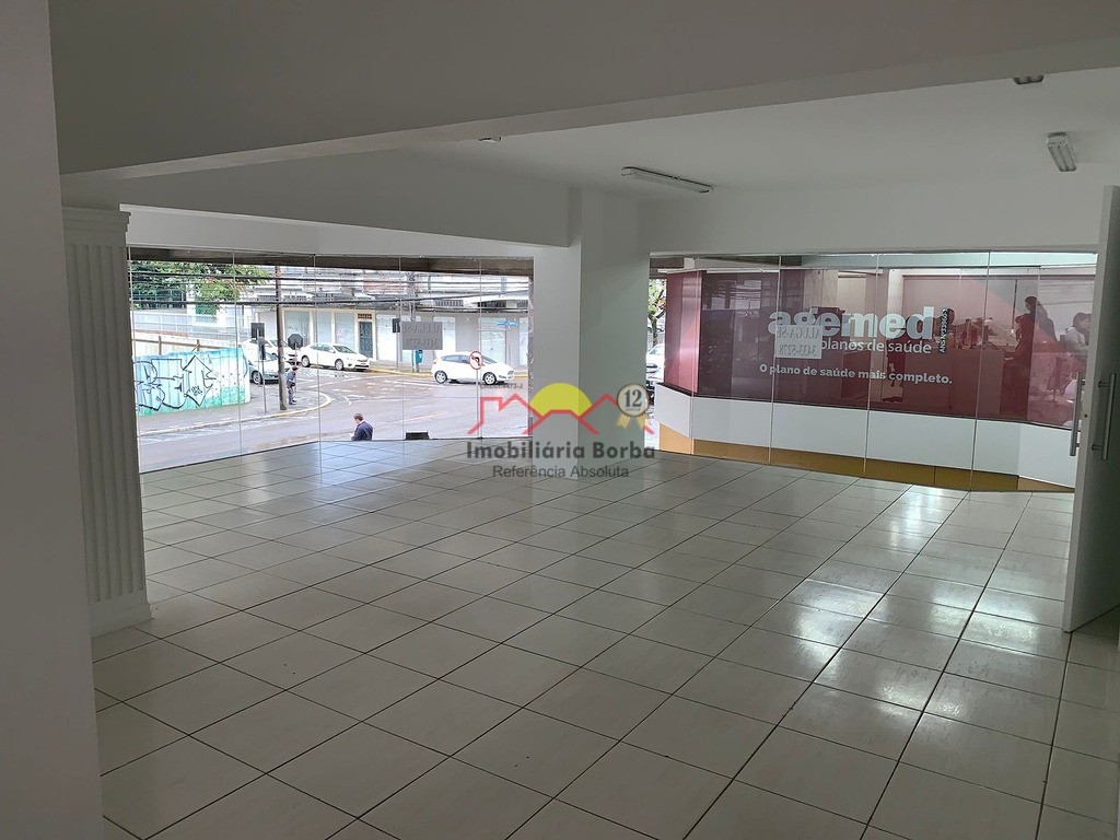 Sala comercial para alugar  no Centro - Joinville, SC. Imveis