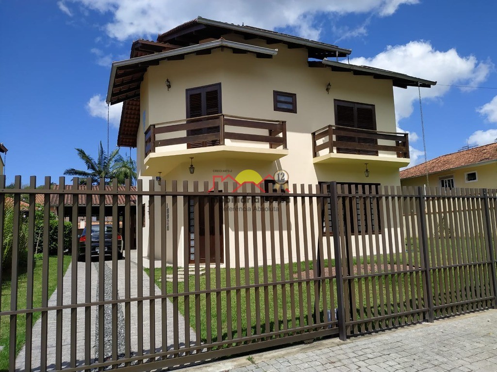Casa  venda  no Amrica - Joinville, SC. Imveis