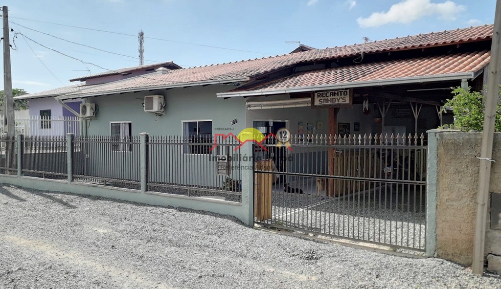 Casa  venda  no Itacolomi - Balnerio Piarras, SC. Imveis