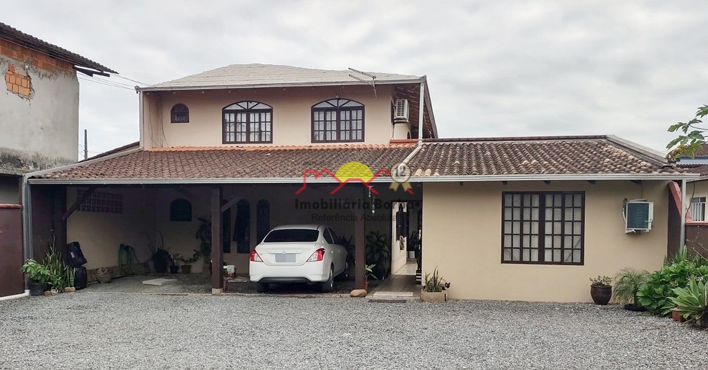 Casa  venda  no Morro do Meio - Joinville, SC. Imveis