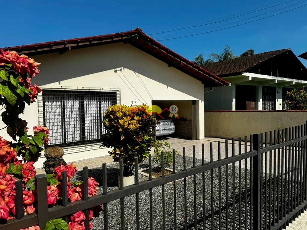 Casa  venda  no Floresta - Joinville, SC. Imveis