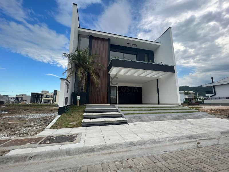 Casa  venda  no Beira Rio - Biguau, SC. Imveis
