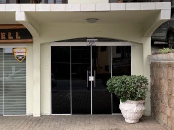 Sala comercial para alugar  no Itaum - Joinville, SC. Imóveis