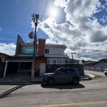 Casa geminado à venda  no Glória - Joinville, SC. Imóveis