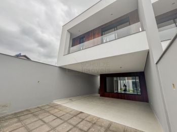 Casa geminado à venda  no Saguaçu - Joinville, SC. Imóveis
