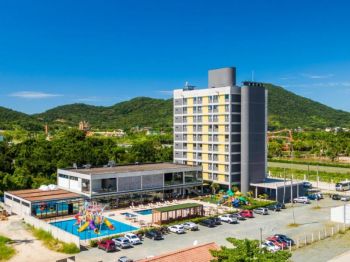 Hotel à venda  no Armação - Penha, SC. Imóveis
