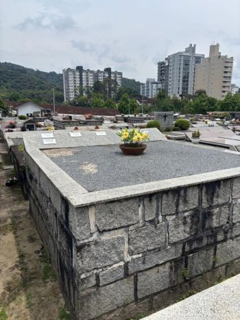 Terreno/Lote à venda  no Atiradores - Joinville, SC. Imóveis