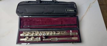 Flauta  yamaha yfl 411 _ cabeça corpo e pè toda em prata 925. Músicas e hobbies