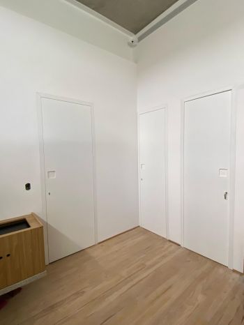 Procurando portas mimetizadas?  fale conosco!. Para sua casa
