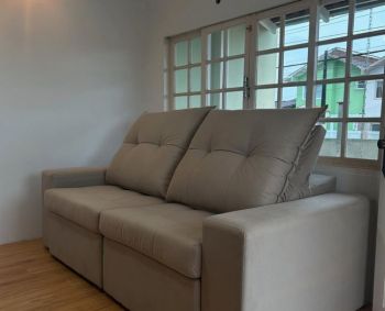 Sofá novo, pouco usado. . Para sua casa Sofá novo, pouco usado. . Para sua casa