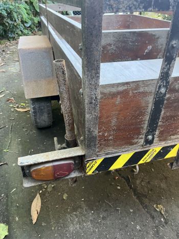 Vendo carretinha reboque. Peças e acessórios para veículos