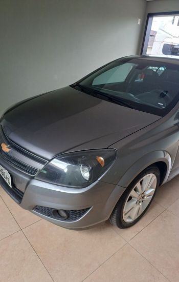 Chevrolet Vectra GT 2.0. Veículos e barcos