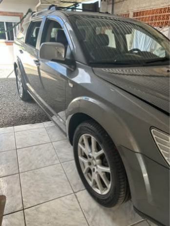 Dodge Avenger Dodge Journey RT  3.6. Veículos e barcos