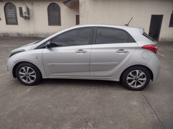Hyundai HB20 Copa 1,0. Veículos e barcos