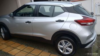 Nissan Kicks Active  1.6. Veículos e barcos