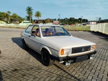 Volkswagen Voyage LS 1.6. Veículos e barcos